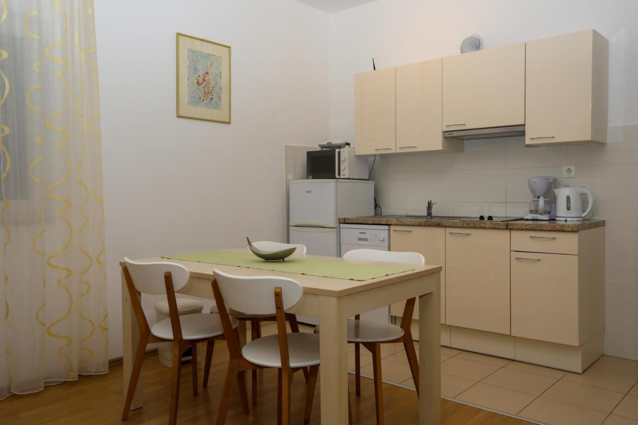 Apartments Stipe Plazibat Hvar Town Extérieur photo