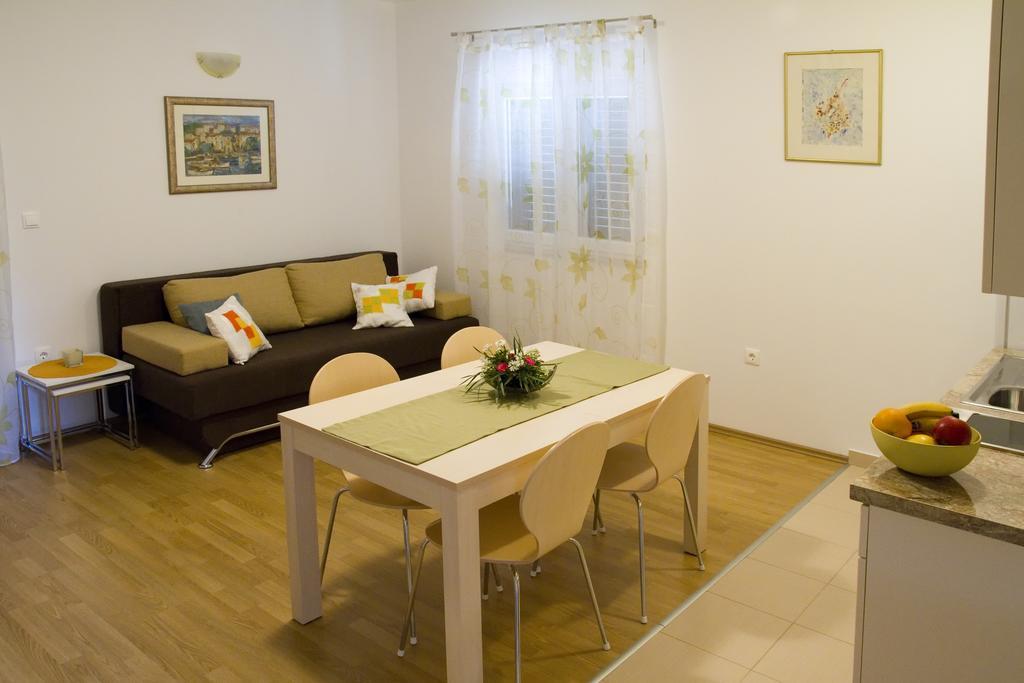 Apartments Stipe Plazibat Hvar Town Chambre photo